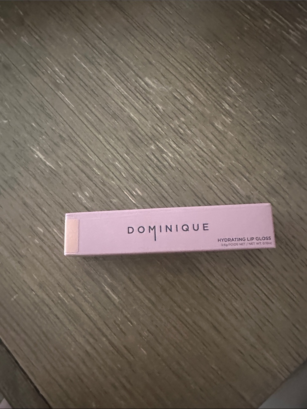Dominique Hydrating Lip Gloss - color: creamer